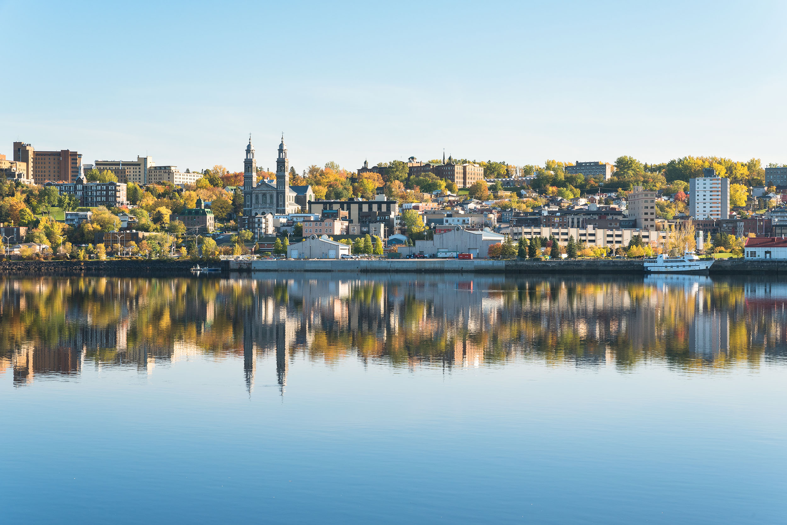 Ville de Saguenay, arrondissement de Chicoutimi et rivière Saguenay