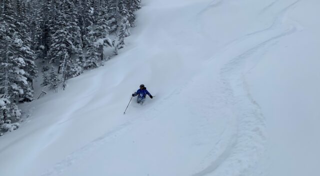 Le_Mont_Edouard_station_ski_alpin_snow_Saguenay_Fjord