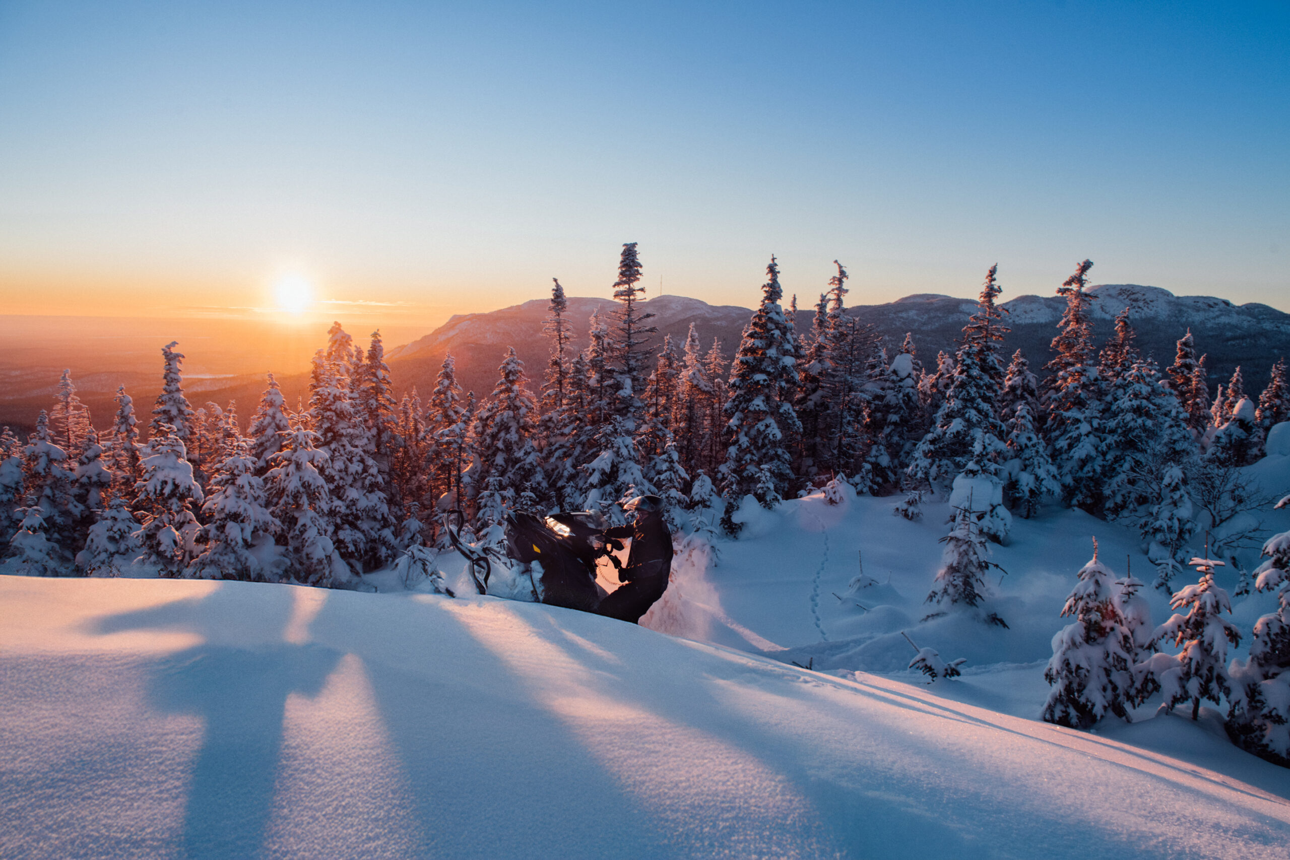 CAN_250226_PS-motoneige_MontsValin_0983-BD